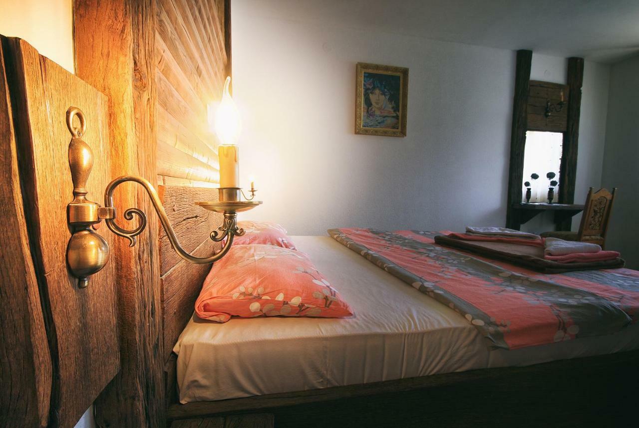 Guest House Buncic Rooms & Apartments Slunj Exterior photo
