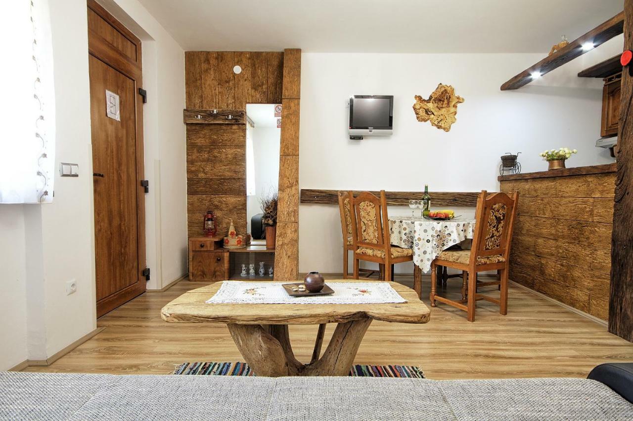 Guest House Buncic Rooms & Apartments Slunj Exterior photo